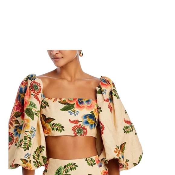 FARM Rio Cream and Red Floral Blouse. - Picture 3 of 15